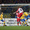 Adam Nemec (číslo 32) strieľa prvý zo svojich dvoch gólov v drese hostí v zápase 2. Bundesligy medzi tímami Eintracht Braunschweig a 1. FC Union Berlín, ktorý sa skončil výsledkom 4:3. Braunschweig, 17.december 2012.