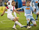 Sprava: Kornel Saláta (ŠK Slovan) a Gino van Kessel (AS Trenčín) v zápase 24. kola Fortuna ligy 2014/15 ŠK Slovan Bratislava - AS Trenčín (1:3). Bratislava, 5. apríla 2015.