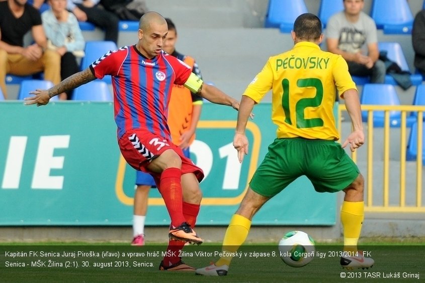 Kapitán FK Senica Juraj Piroška (vľavo) a vpravo hráč MŠK Žilina Viktor Pečovský v zápase 8. kola Corgoň ligy 2013/2014  FK Senica - MŠK Žilina (2:1). 30. august 2013, Senica.