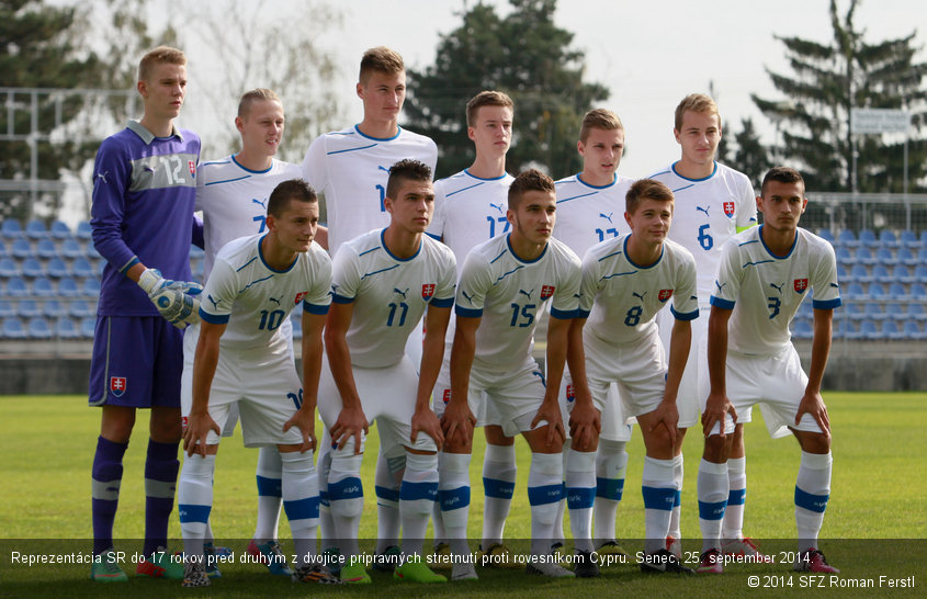 Reprezentácia SR do 17 rokov pred druhým z dvojice prípravných stretnutí proti rovesníkom Cypru. Senec, 25. september 2014.