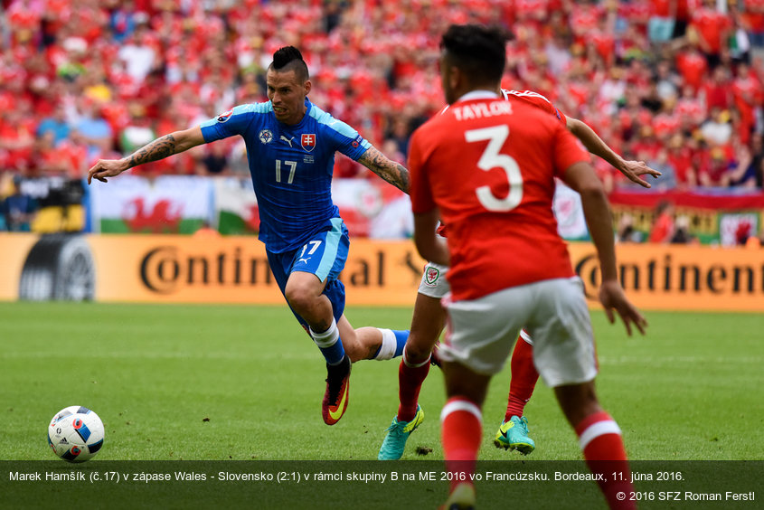 Marek Hamšík (č.17) v zápase Wales - Slovensko (2:1) v rámci skupiny B na ME 2016 vo Francúzsku. Bordeaux, 11. júna 2016.