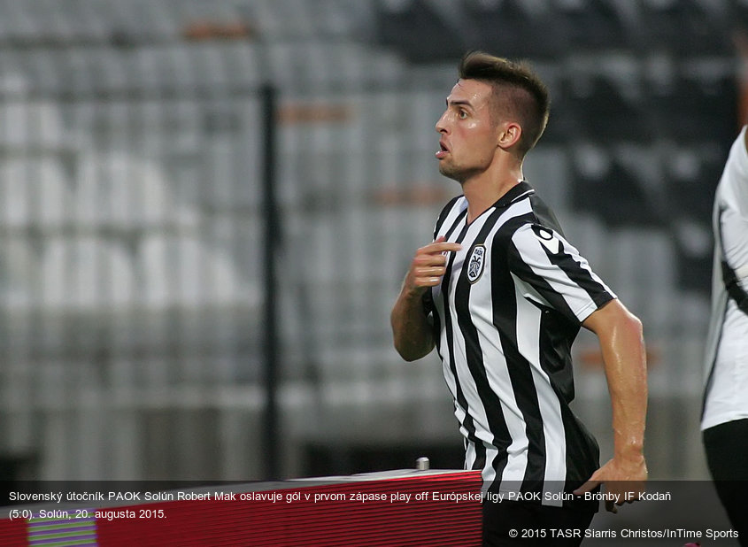 Slovenský útočník PAOK Solún Robert Mak oslavuje gól v prvom zápase play off Európskej ligy PAOK Solún - Brönby IF Kodaň (5:0). Solún, 20. augusta 2015.