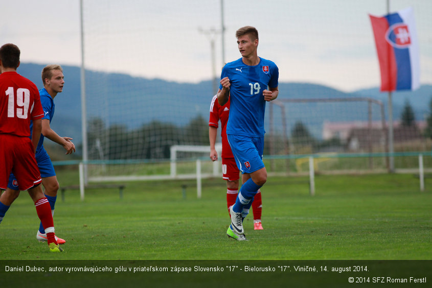 Daniel Dubec, autor vyrovnávajúceho gólu v priateľskom zápase Slovensko "17" - Bielorusko "17". Viničné, 14. august 2014.