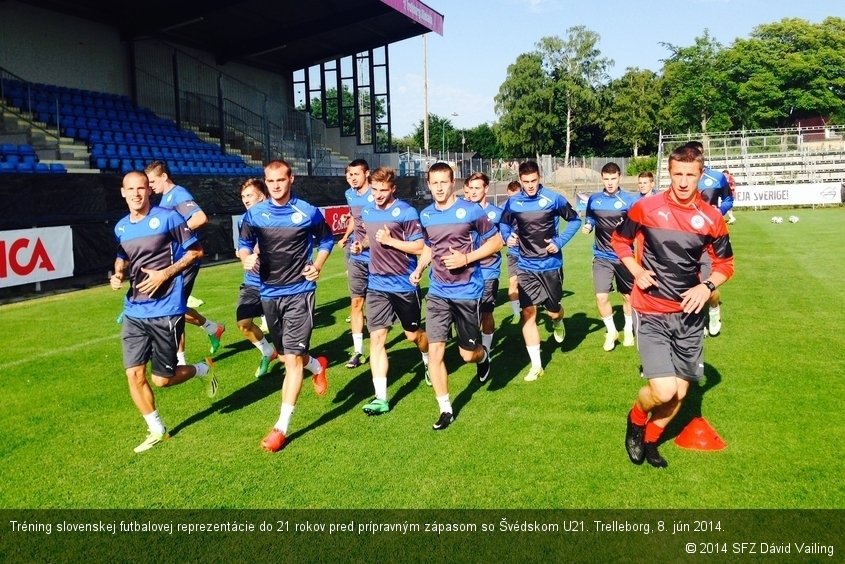 Tréning slovenskej futbalovej reprezentácie do 21 rokov pred prípravným zápasom so Švédskom U21. Trelleborg, 8. jún 2014.