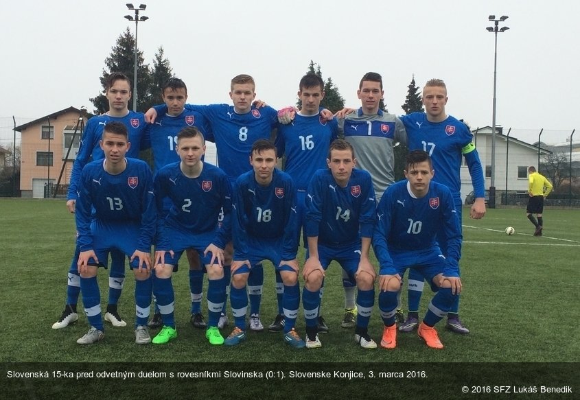 Slovenská 15-ka pred odvetným duelom s rovesníkmi Slovinska (0:1). Slovenske Konjice, 3. marca 2016.