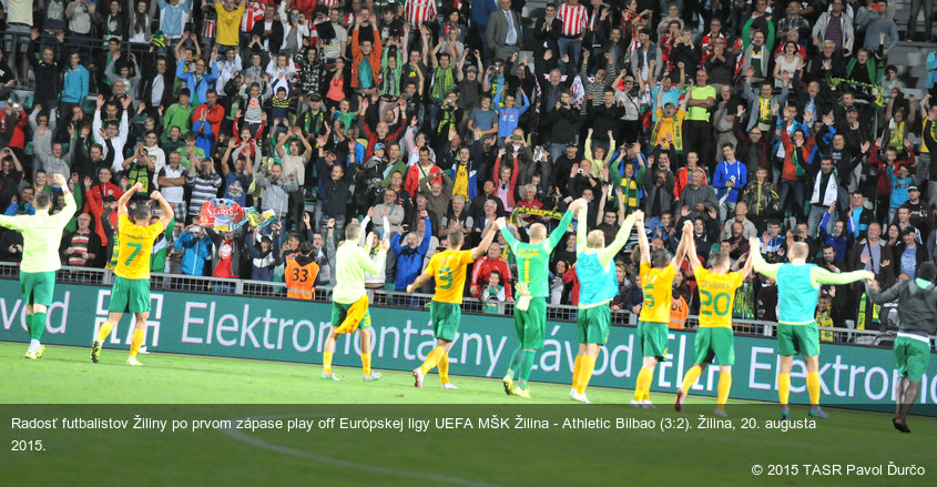 Radosť futbalistov Žiliny po prvom zápase play off Európskej ligy UEFA MŠK Žilina - Athletic Bilbao (3:2). Žilina, 20. augusta 2015.