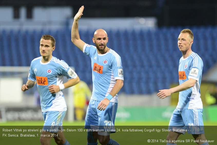 Róbert Vittek po strelení gólu s poradovým číslom 100 v dohrávanom zápase 24. kola futbalovej Corgoň ligy Slovan Bratislava - FK Senica. Bratislava, 1. marca 2014.