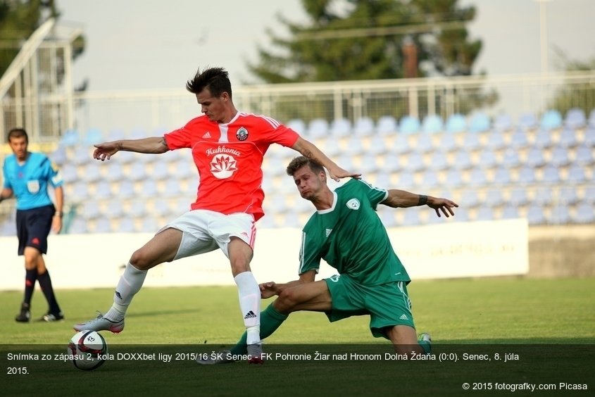 Snímka zo zápasu 2, kola DOXXbet ligy 2015/16 ŠK Senec - FK Pohronie Žiar nad Hronom Dolná Ždaňa (0:0). Senec, 8. júla 2015.