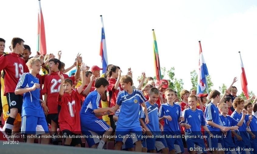 Účastníci 11. ročníka mládežníckeho futbalového turnaja Fragaria Cup 2012. V popredí mladí futbalisti Dynama Kyjev. Prešov, 3. júla 2012.