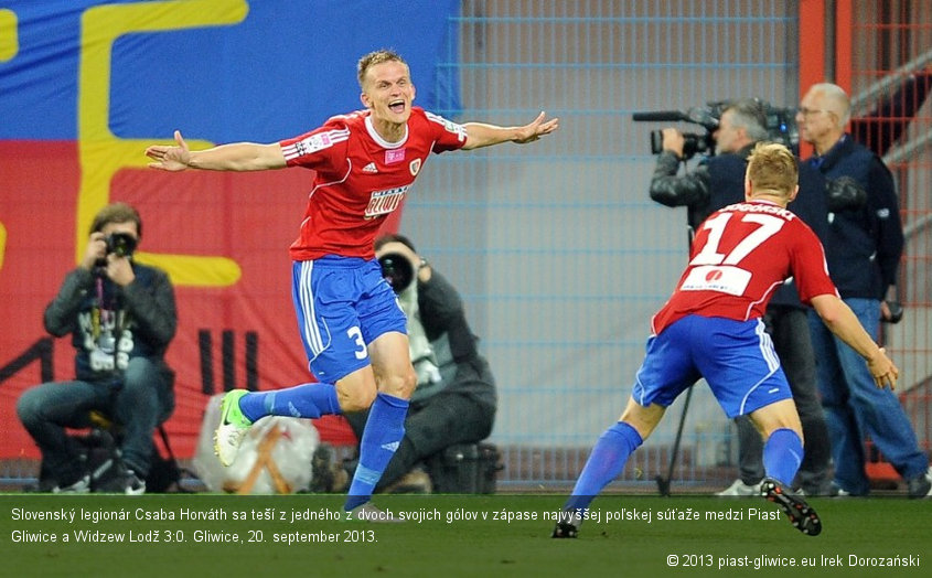 Slovenský legionár Csaba Horváth sa teší z jedného z dvoch svojich gólov v zápase najvyššej poľskej súťaže medzi Piast Gliwice a Widzew Lodž 3:0. Gliwice, 20. september 2013.