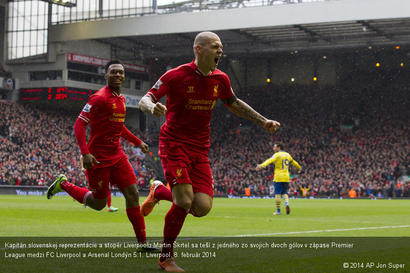 Kapitán slovenskej reprezentácie a stopér Liverpoolu Martin Škrtel sa teší z jedného zo svojich dvoch gólov v zápase Premier League medzi FC Liverpool a Arsenal Londýn 5:1. Liverpool, 8. február 2014