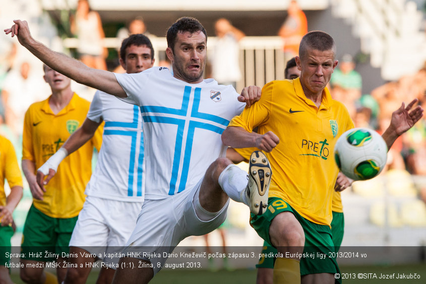 Sprava: Hráč Žiliny Denis Vavro a kapitán HNK Rijeka Dario Kneževič počas zápasu 3. predkola Európskej ligy 2013/2014 vo futbale medzi MŠK Žilina a HNK Rijeka (1:1). Žilina, 8. august 2013.