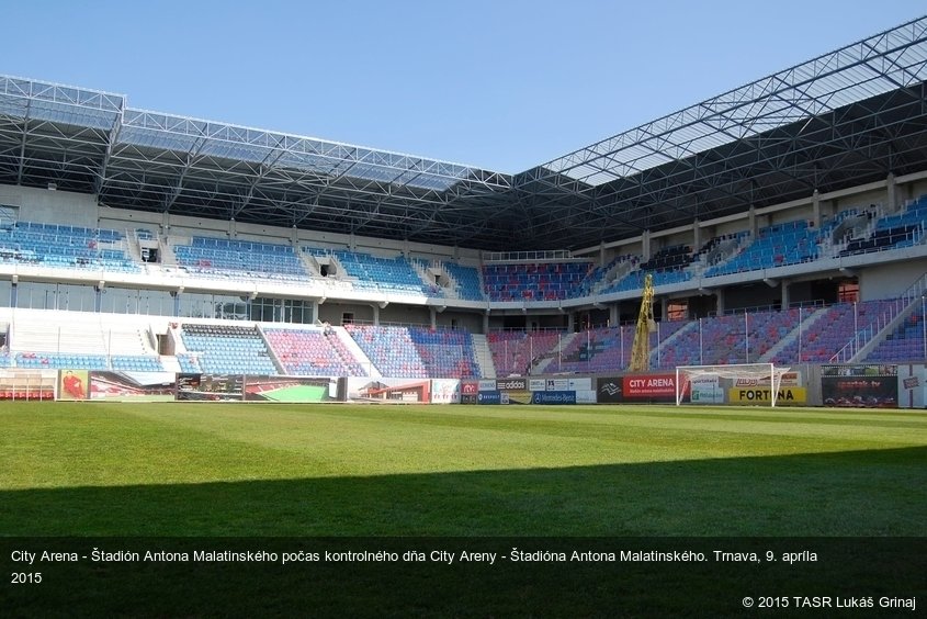 City Arena - Štadión Antona Malatinského počas kontrolného dňa City Areny - Štadióna Antona Malatinského. Trnava, 9. apríla 2015