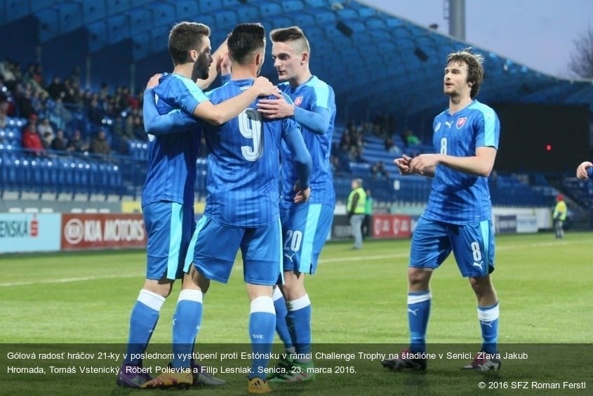 Gólová radosť hráčov 21-ky v poslednom vystúpení proti Estónsku v rámci Challenge Trophy na štadióne v Senici. Zľava Jakub Hromada, Tomáš Vstenický, Róbert Polievka a Filip Lesniak. Senica, 23. marca 2016.