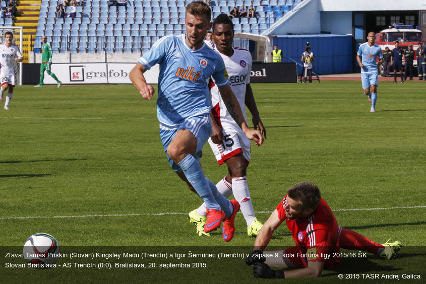 Zľava: Tamás Priskin (Slovan) Kingsley Madu (Trenčín) a Igor Šemrinec (Trenčín) v zápase 9. kola Fortuna ligy 2015/16 ŠK Slovan Bratislava - AS Trenčín (0:0). Bratislava, 20. septembra 2015.