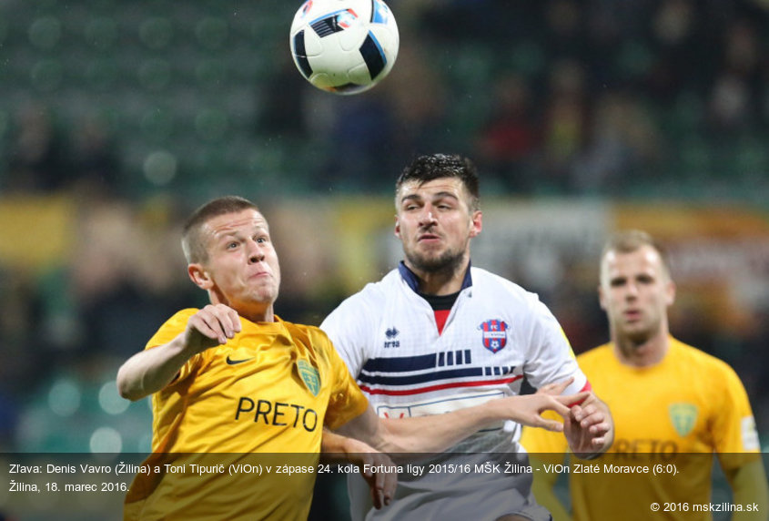 Zľava: Denis Vavro (Žilina) a Toni Tipurič (ViOn) v zápase 24. kola Fortuna ligy 2015/16 MŠK Žilina - ViOn Zlaté Moravce (6:0). Žilina, 18. marec 2016.