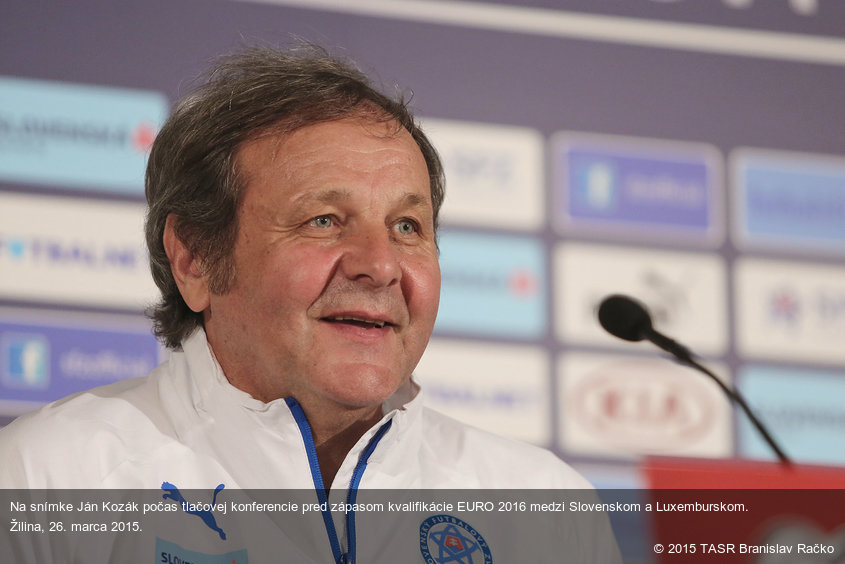 Na snímke Ján Kozák počas tlačovej konferencie pred zápasom kvalifikácie EURO 2016 medzi Slovenskom a Luxemburskom. Žilina, 26. marca 2015.