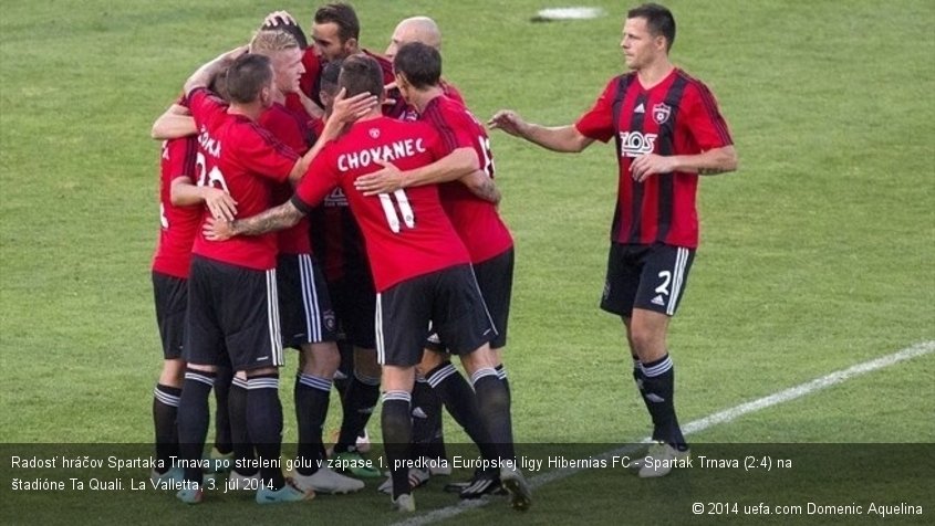 Radosť hráčov Spartaka Trnava po strelení gólu v zápase 1. predkola Európskej ligy Hibernias FC - Spartak Trnava (2:4) na štadióne Ta Quali. La Valletta, 3. júl 2014.