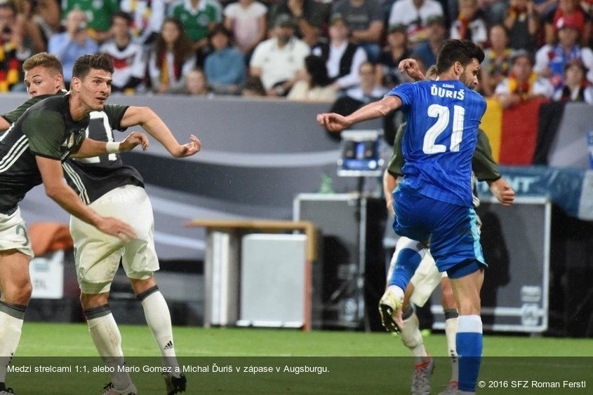 Medzi strelcami 1:1, alebo Mario Gomez a Michal Ďuriš v zápase v Augsburgu.